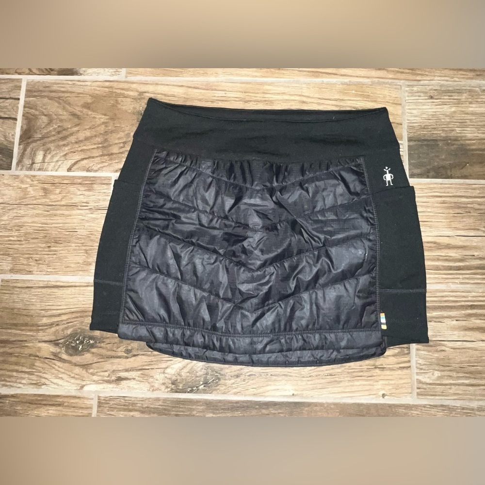 Smartwool Women's Smartloft black Skirt.